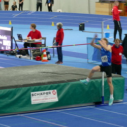 24 25 Hallen-Landesmeisterschaft U16 und U20 in Hannover